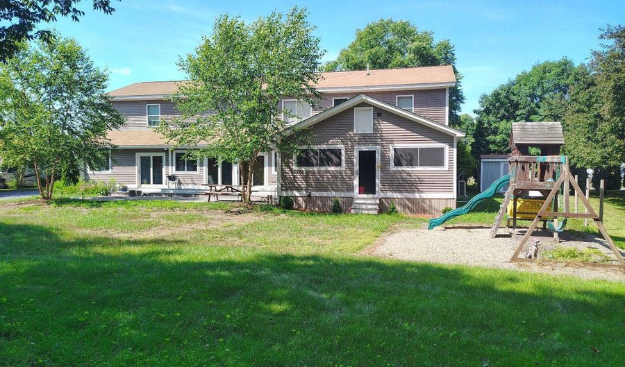 11 Bracket Cir, Charlestown, NH 03603 - 4 Beds, 4 Bath
