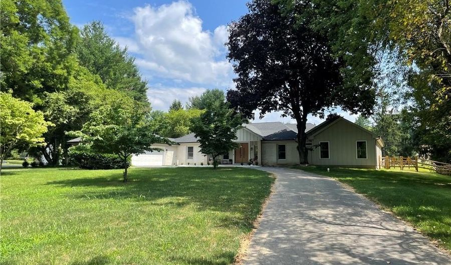 2260 Nottingham Rd, Allentown, PA 18103 - 4 Beds, 4 Bath