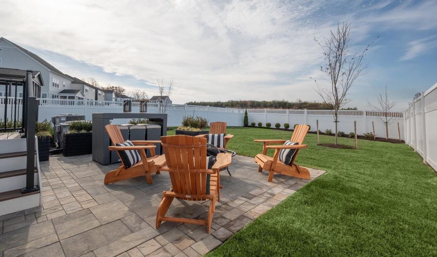22899 ORCHARD GROVE Dr, Ashburn, VA 20148 - 6 Beds, 5 Bath