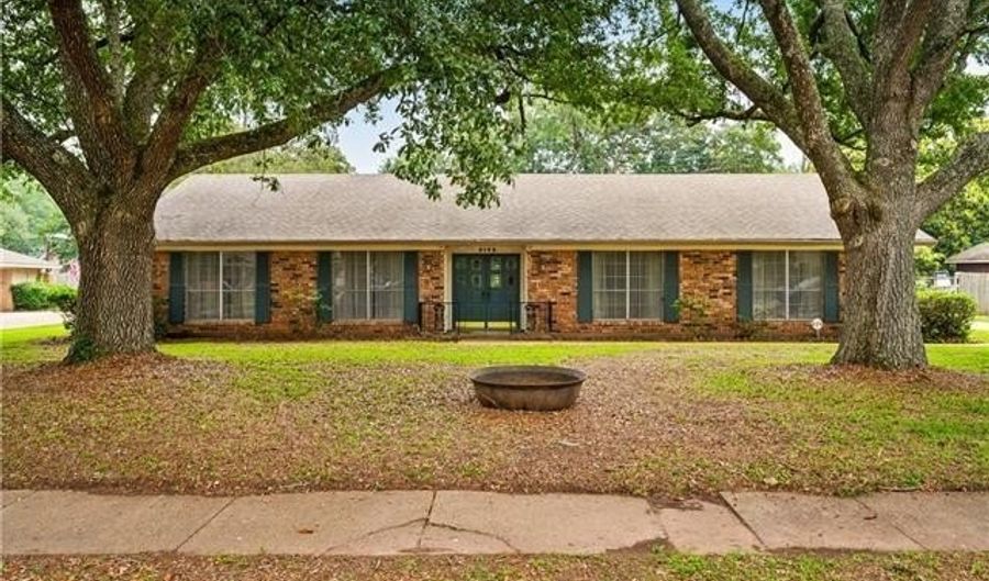 4103 WHITEFIELD Blvd, Alexandria, LA 71303 - 3 Beds, 3 Bath