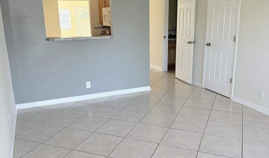 836 CAVALLA Rd, Atlantic Beach, FL 32233 - 2 Beds, 2 Bath