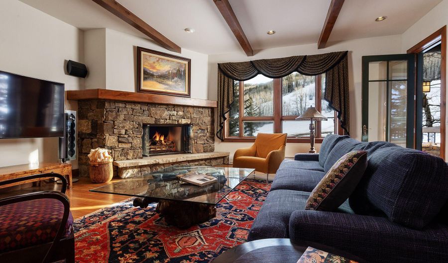 206 Bear Paw 5, Avon, CO 81620 - 4 Beds, null Bath