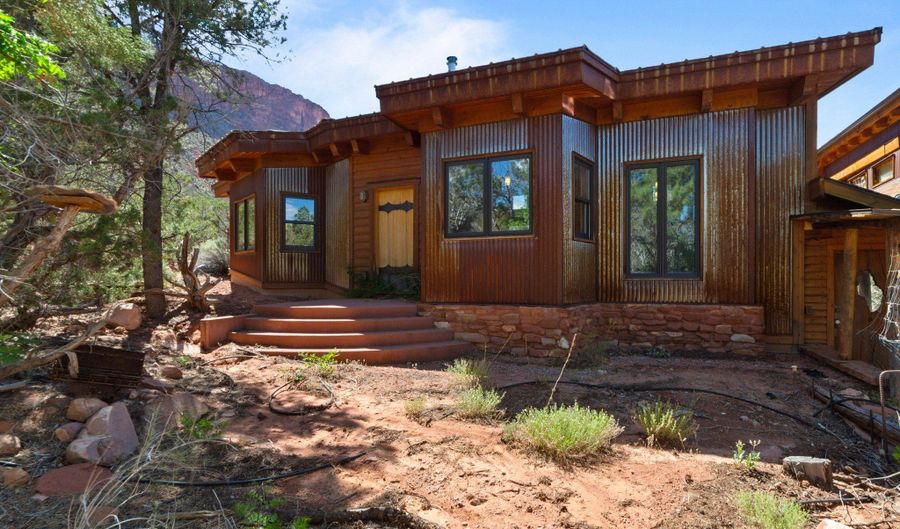 338 TAYLOR, Castle Valley, UT 84532 - 2 Beds, 1 Bath