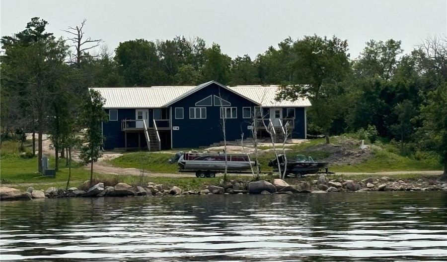 3178 Flag Is, Angle Inlet, MN 56741 - 6 Beds, 4 Bath