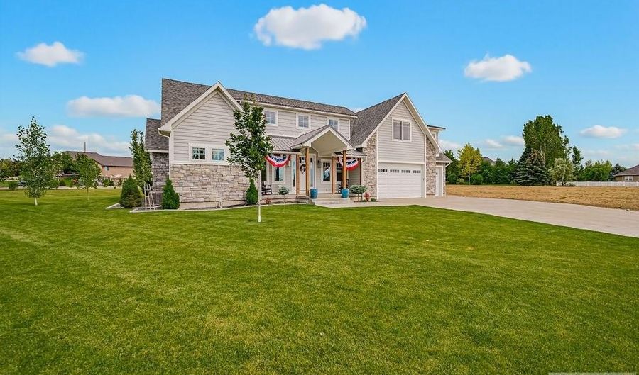 1713 Sage Hen Ct, Ammon, ID 83406 - 6 Beds, 4 Bath