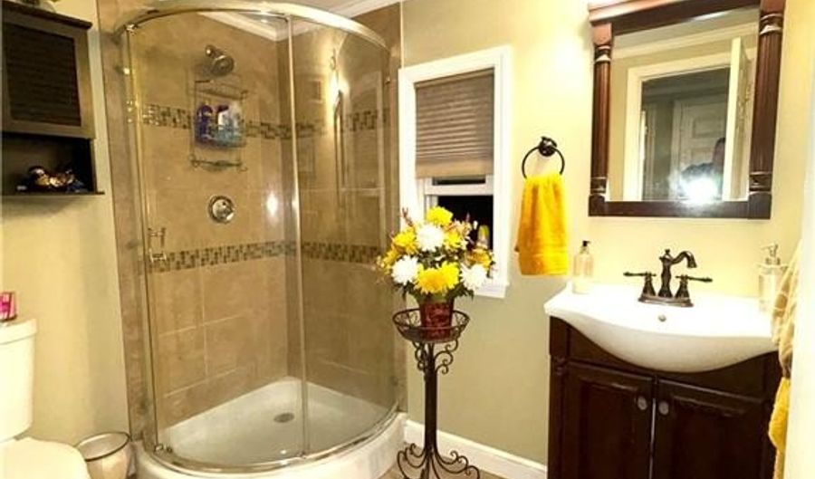 5 Lane D, Coventry, RI 02816 - 2 Beds, 2 Bath