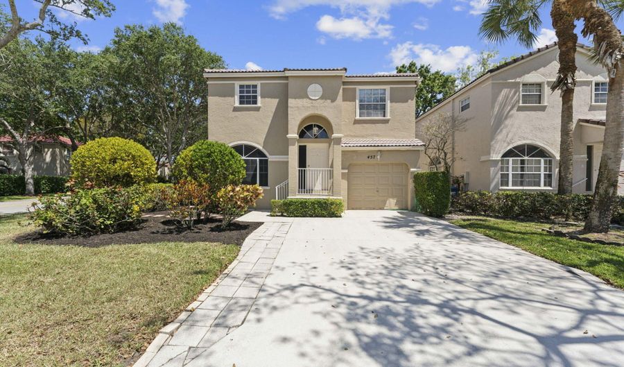 457 NW 87th Ln, Coral Springs, FL 33071 - 3 Beds, 3 Bath