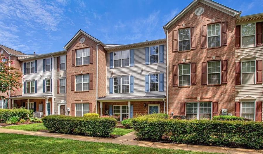 16608 EASTVIEW Ter, Bowie, MD 20716 - 3 Beds, 3 Bath