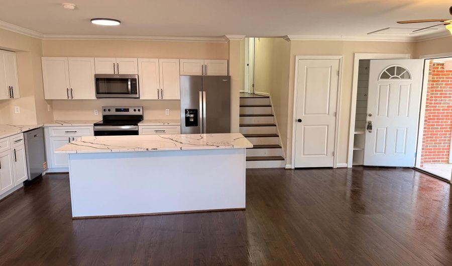 21184 COLTON POINT Rd, Avenue, MD 20609 - 3 Beds, 2 Bath