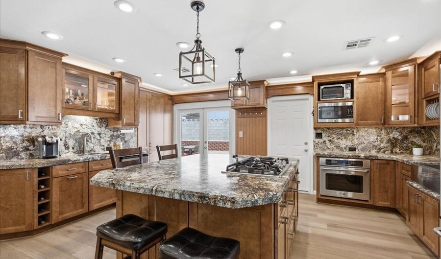 524 8th St, Boulder City, NV 89005 - 3 Beds, 2 Bath