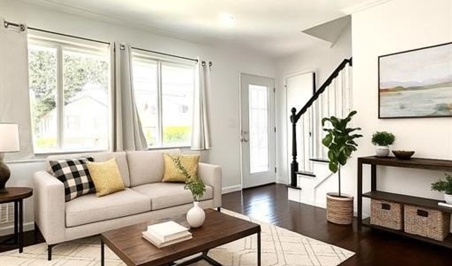 204 Hillside Ave, Bergenfield, NJ 07621 - 4 Beds, 2 Bath