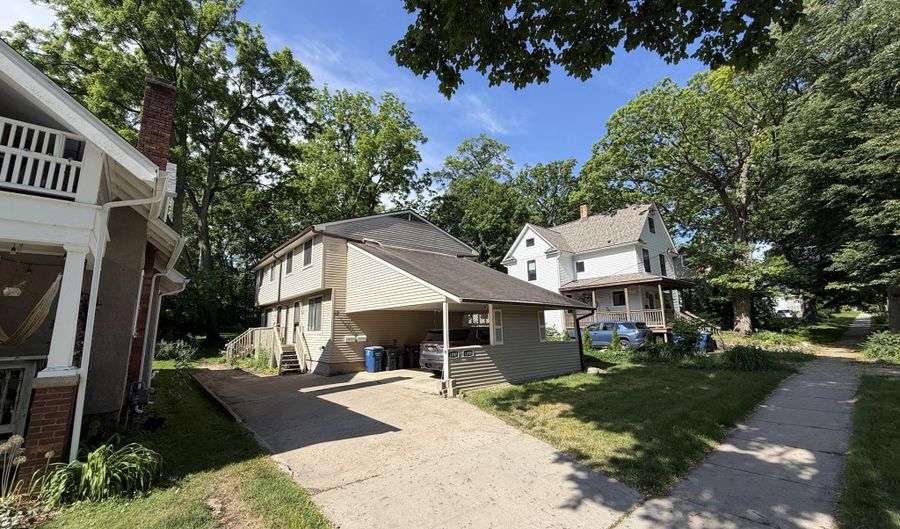 1707 Dexter Ave, Ann Arbor, MI 48103 - 2 Beds, 2 Bath