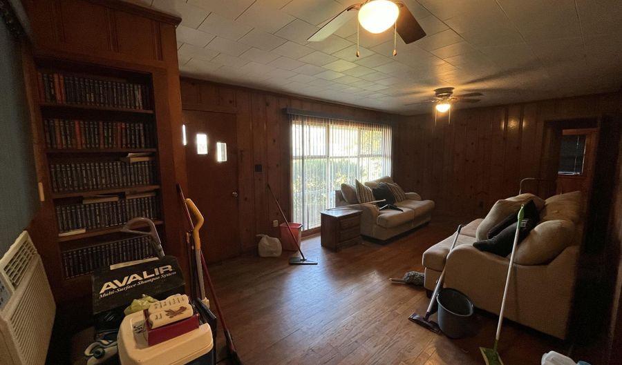 213 Martin Luther King St, Baldwin, LA 70514 - 3 Beds, 2 Bath