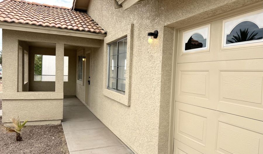 521 W OCOTILLO St, Casa Grande, AZ 85122 - 4 Beds, 2 Bath
