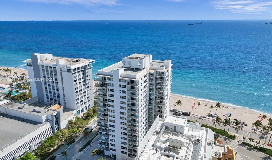 209 N Fort Lauderdale Beach Blvd 2E, Fort Lauderdale, FL 33304 - 1 Beds, 2 Bath