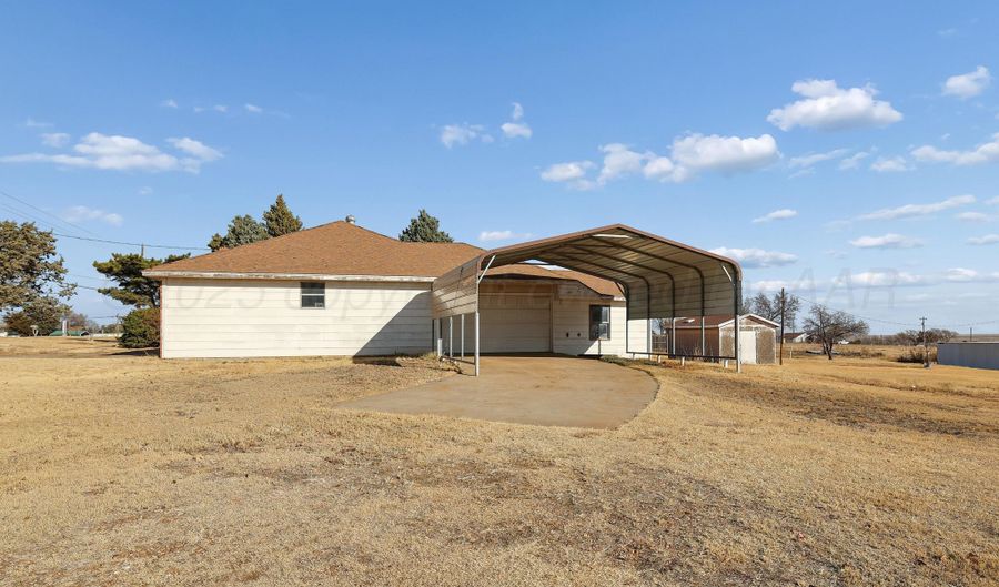 8626 RIVER Rd, Amarillo, TX 79108 - 2 Beds, 2 Bath