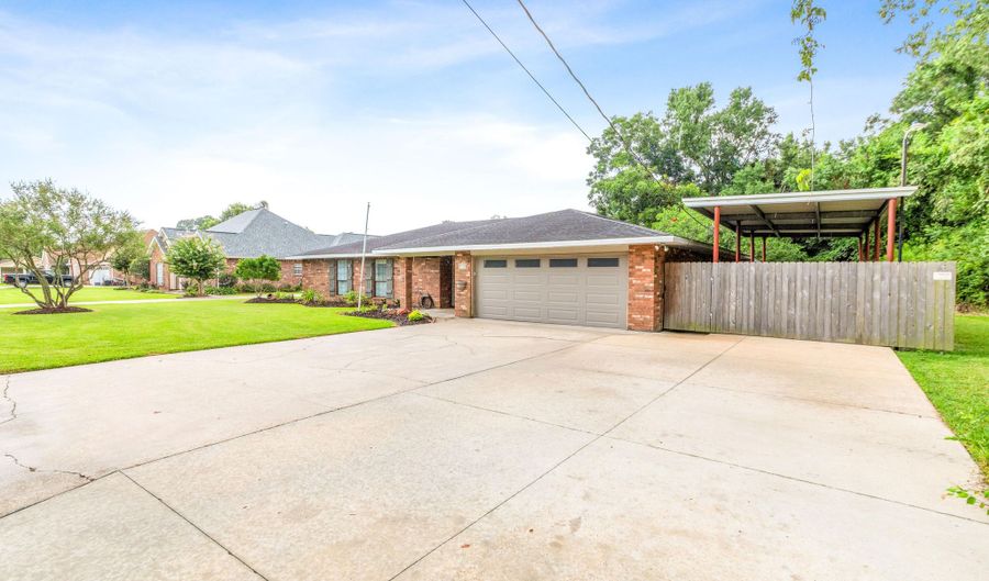 1101 Bernard Blvd, Abbeville, LA 70510 - 3 Beds, 3 Bath