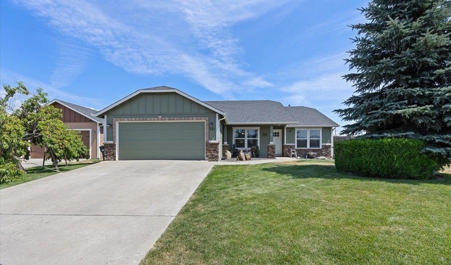 521 S Solar St, Airway Heights, WA 99001 - 3 Beds, 0 Bath