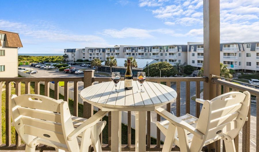 2008 E Ft Macon Rd I-10, Atlantic Beach, NC 28512 - 2 Beds, 2 Bath