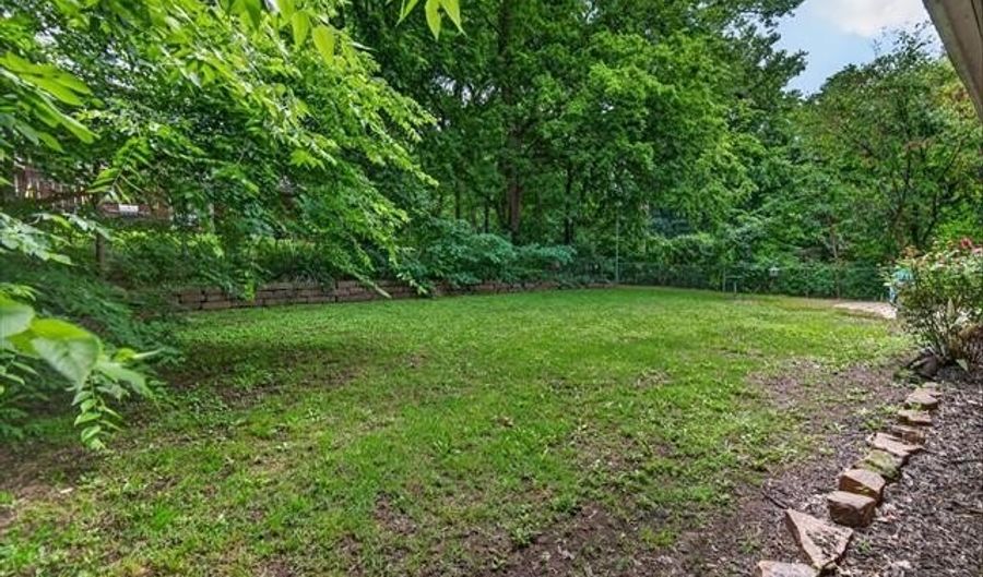 3515 Sheridan Rd, Bartlesville, OK 74006 - 3 Beds, 2 Bath