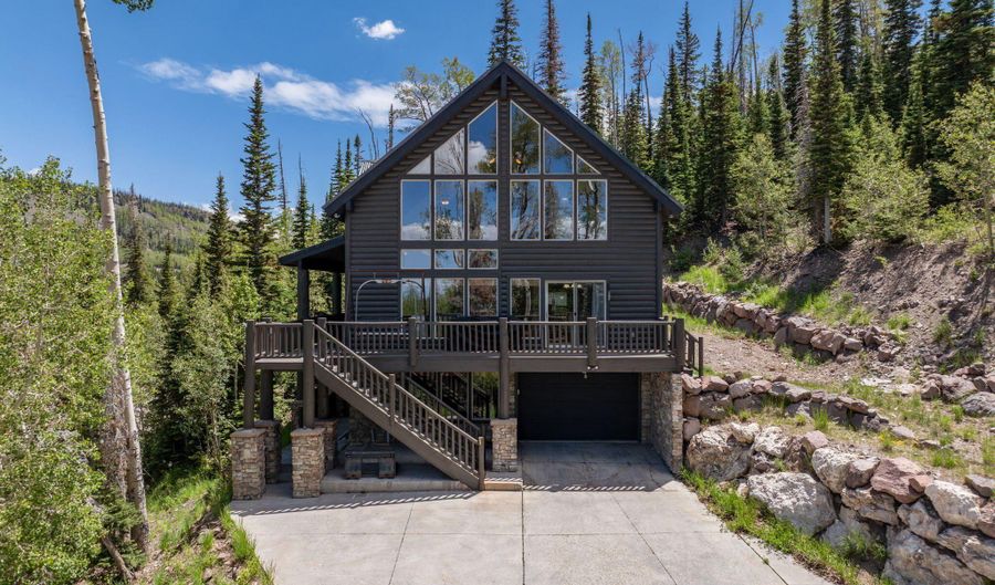 244 W Pinehurst Dr, Brian Head, UT 84719 - 4 Beds, 4 Bath