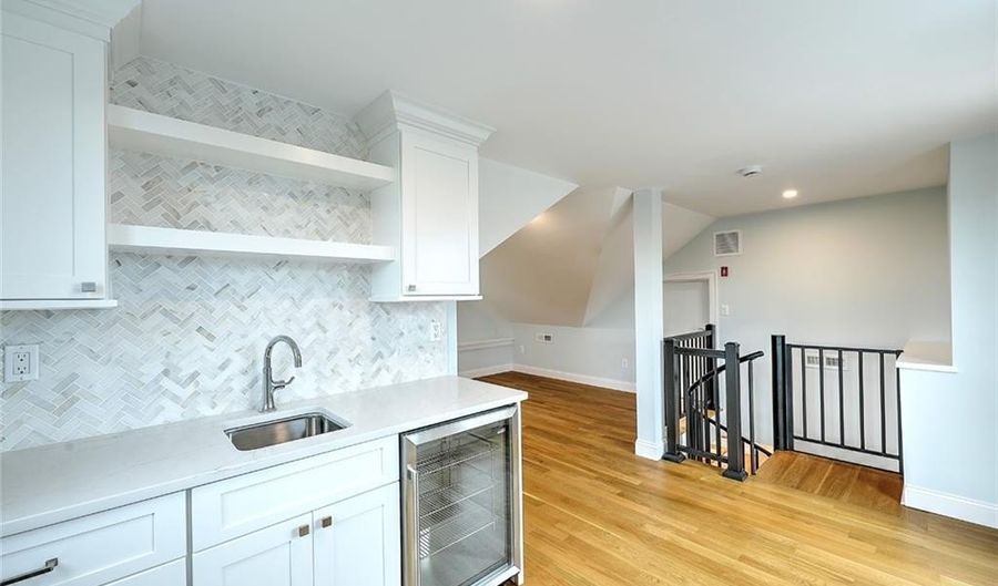 11 Shields St, Newport, RI 02840 - 4 Beds, 3 Bath