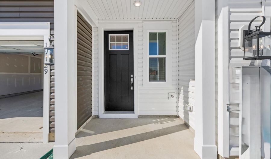 19716 CROWS NEST Ct, Georgetown, DE 19947 - 3 Beds, 3 Bath