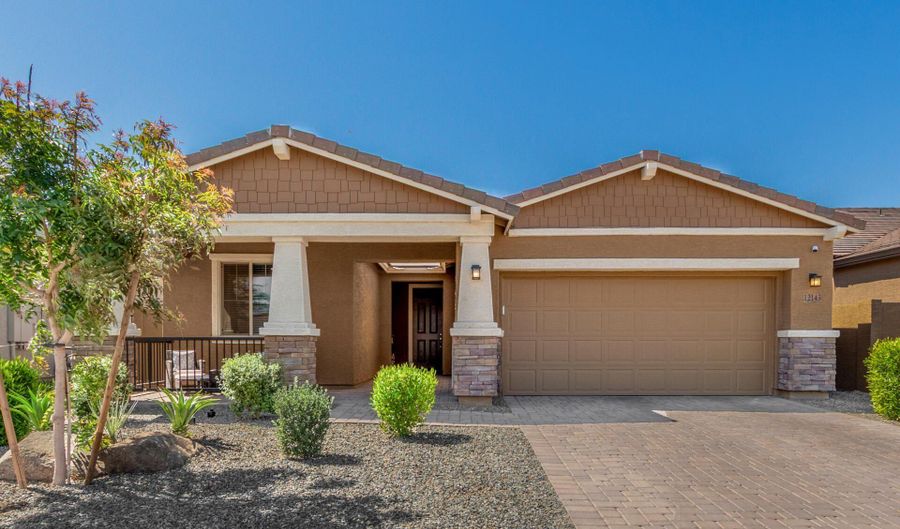 12143 W MARGUERITE Ave, Avondale, AZ 85323 - 3 Beds, 2 Bath