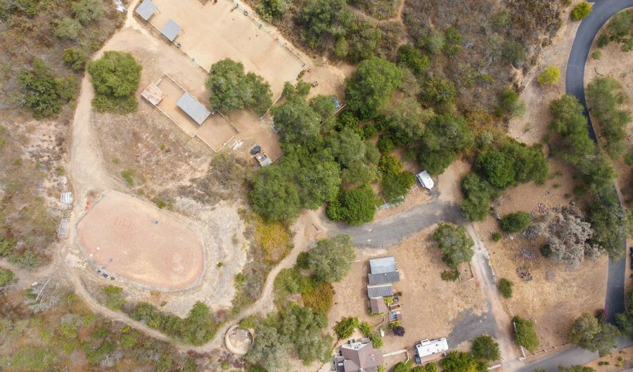 8952 Detwiler Rd, Escondido, CA 92029 - 4 Beds, 3 Bath