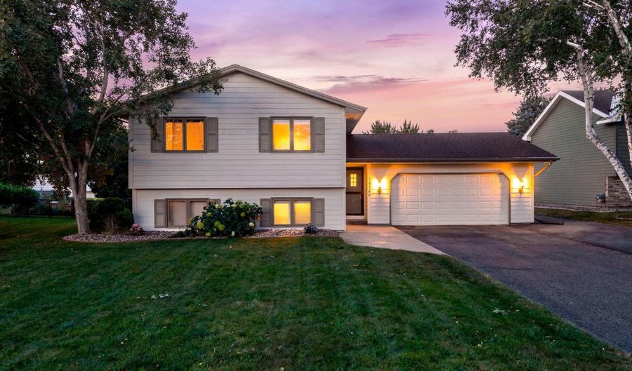 14366 Europa Ave, Apple Valley, MN 55124 - 4 Beds, 2 Bath