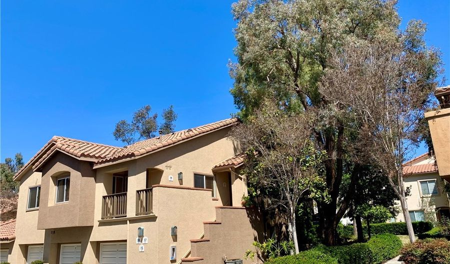 15 Baya, Rancho Santa Margarita, CA 92688 - 2 Beds, 2 Bath