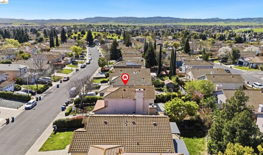 4924 Stirrup Way, Antioch, CA 94531 - 3 Beds, 3 Bath
