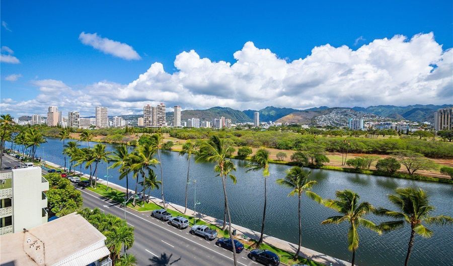 2421 Ala Wai Blvd 805, Honolulu, HI 96815 - 2 Beds, 2 Bath