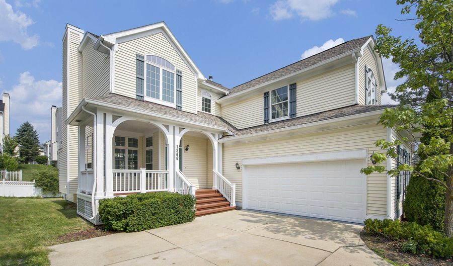 1366 N Bay Dr, Ann Arbor, MI 48103 - 4 Beds, 3 Bath