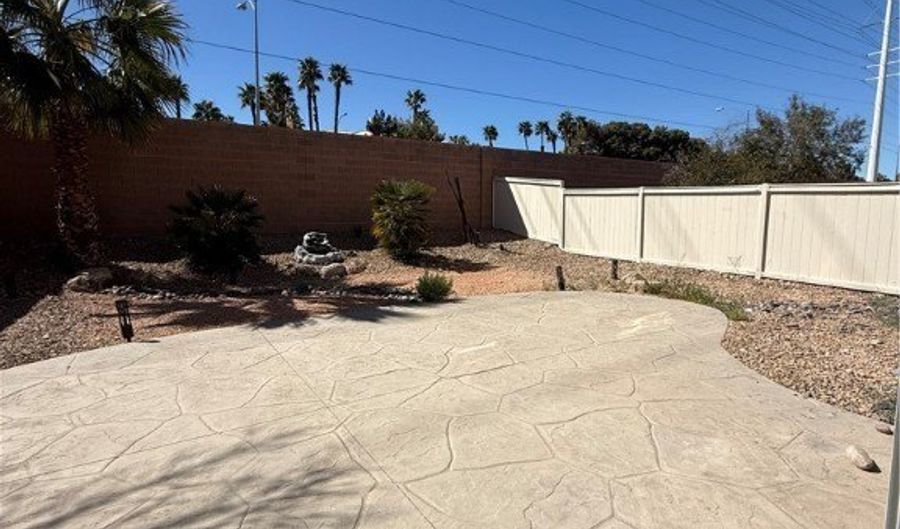 2291 Autumn Fire Ct, Las Vegas, NV 89117 - 4 Beds, 3 Bath