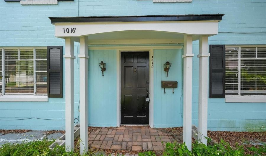 1016 ATKINS Pl, Orlando, FL 32804 - 3 Beds, 2 Bath
