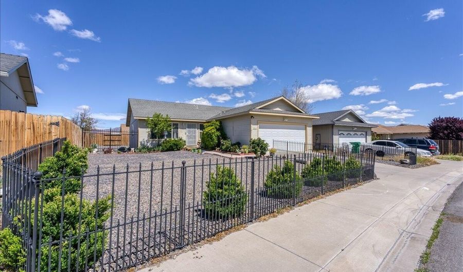2202 Ellice Way, Fernley, NV 89408 - 3 Beds, 2 Bath