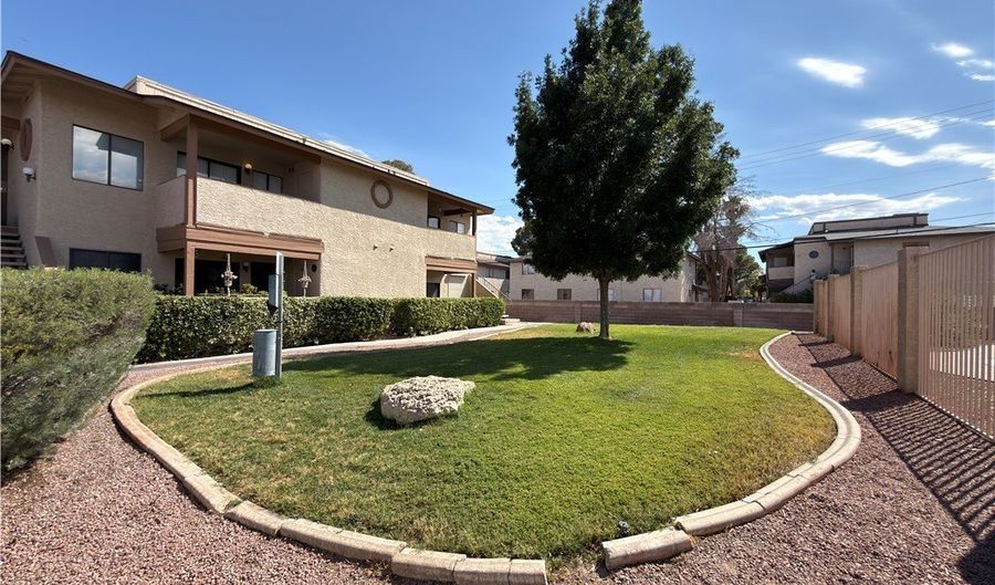 3709 Snorkel Cir 3D, Las Vegas, NV 89108 - 2 Beds, 2 Bath