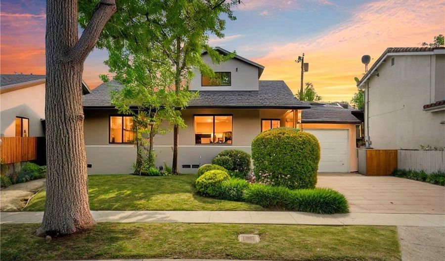 5730 Newcastle Ave, Encino, CA 91316 - 4 Beds, 4 Bath
