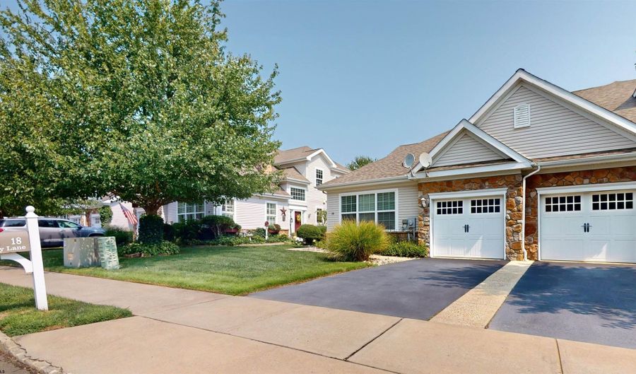 18 Delray Ln, Absecon, NJ 08201 - 2 Beds, 3 Bath