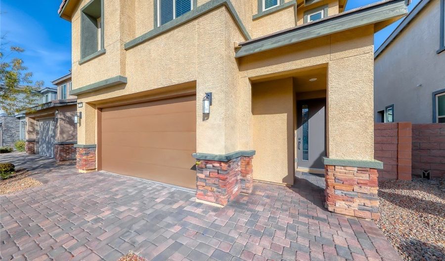 936 Lotus Falls St, Henderson, NV 89052 - 3 Beds, 3 Bath