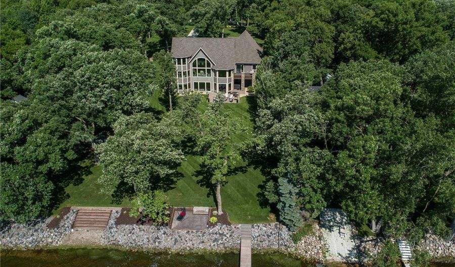 2817 Government Point Rd NE, Alexandria, MN 56308 - 4 Beds, 4 Bath