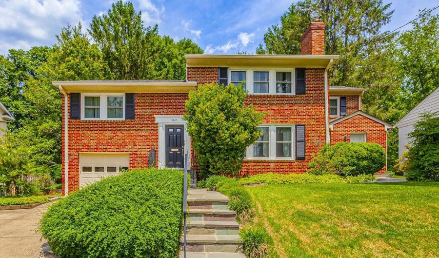 7607 MARYKNOLL Ave, Bethesda, MD 20817 - 4 Beds, 4 Bath