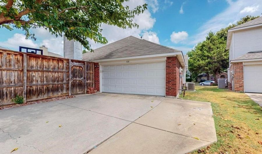 820 Heritage Pkwy S, Allen, TX 75002 - 4 Beds, 2 Bath