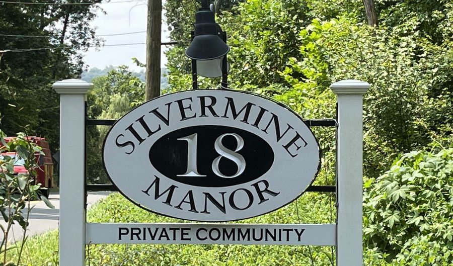 1 Silvermine Mnr 1, Brookfield, CT 06804 - 2 Beds, 2 Bath