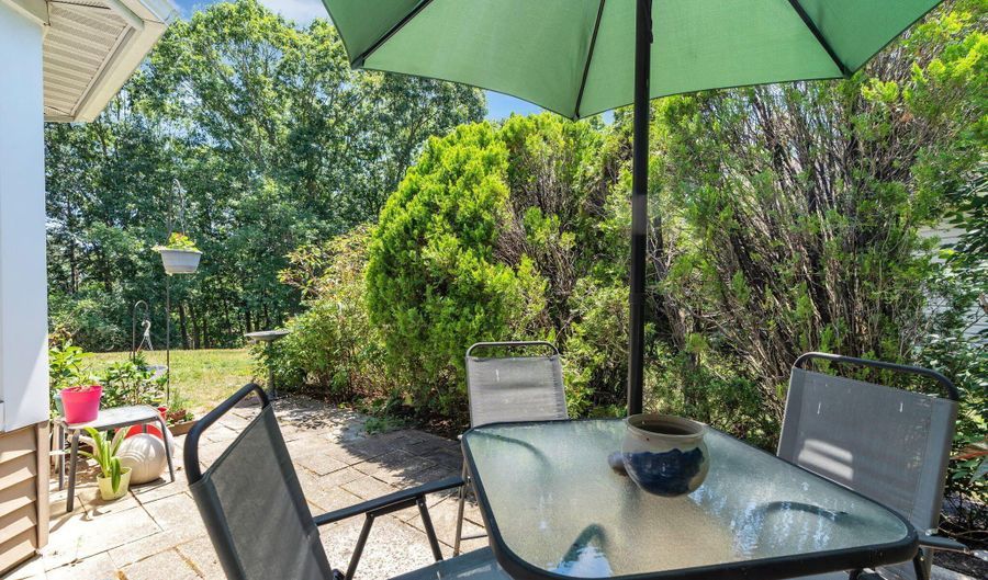 7 Elm Ct, Barnegat, NJ 08005 - 2 Beds, 1 Bath