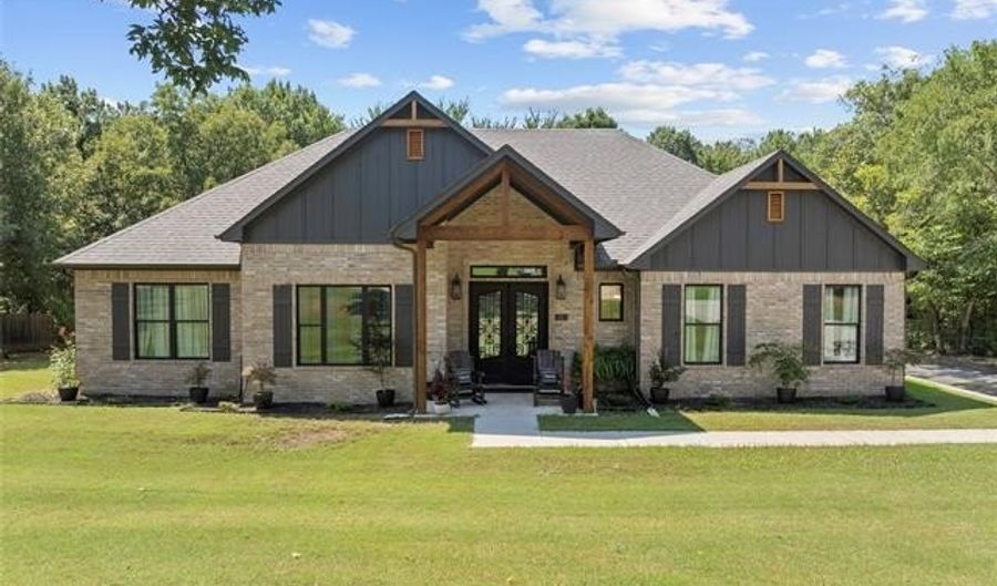 217 K Lynn, Ardmore, OK 73401 - 3 Beds, 3 Bath