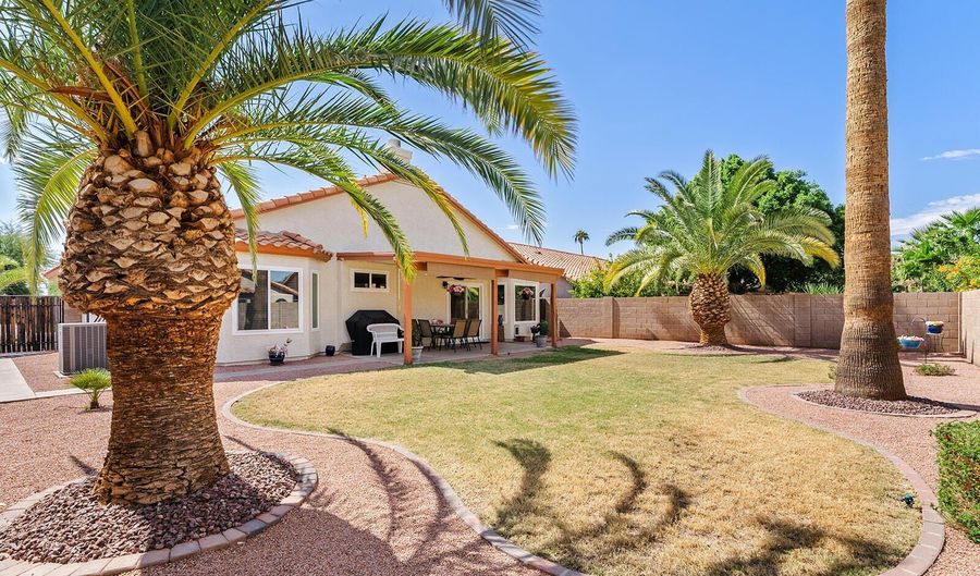 1152 W CINDY St, Chandler, AZ 85224 - 3 Beds, 2 Bath