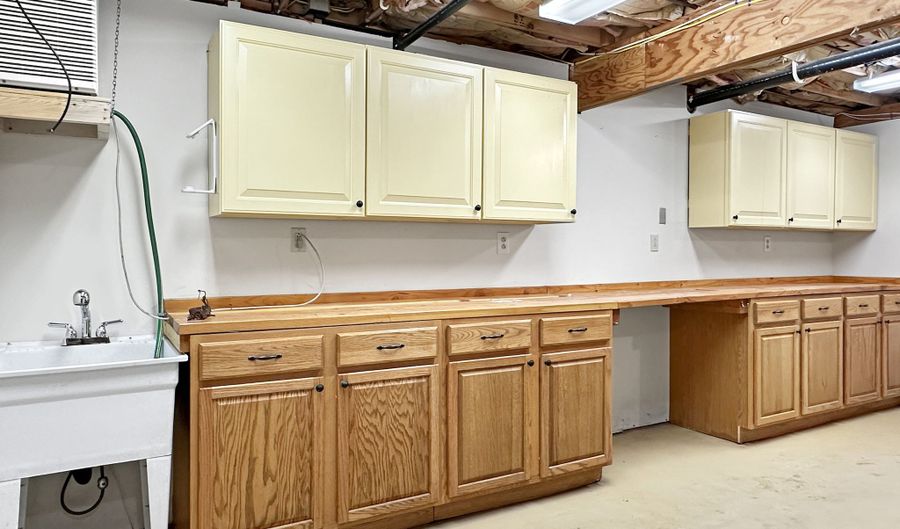 290 Buckley Rd, Colchester, CT 06415 - 3 Beds, 4 Bath