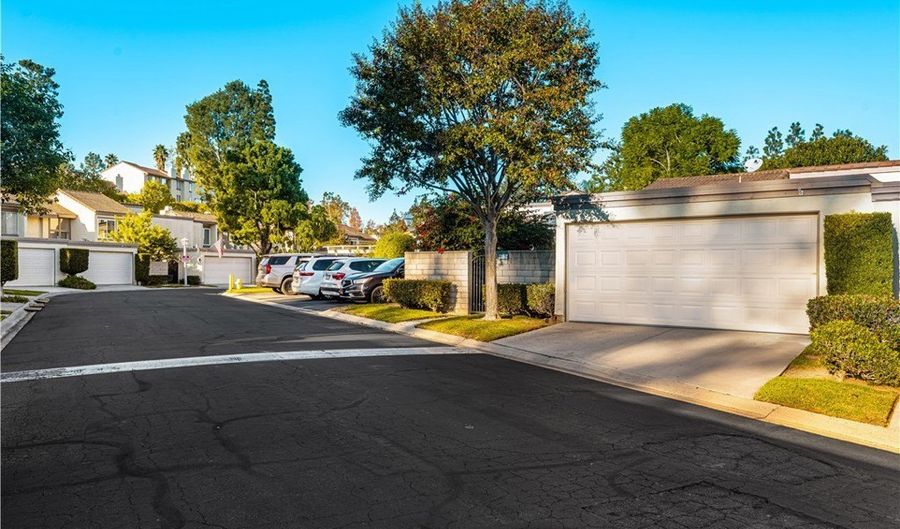 5573 E Vista Del Rio, Anaheim, CA 92807 - 2 Beds, 2 Bath